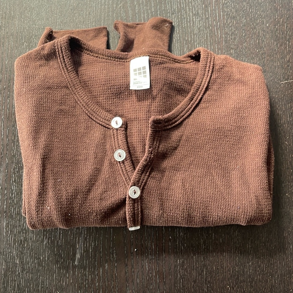 Standard American comfy top